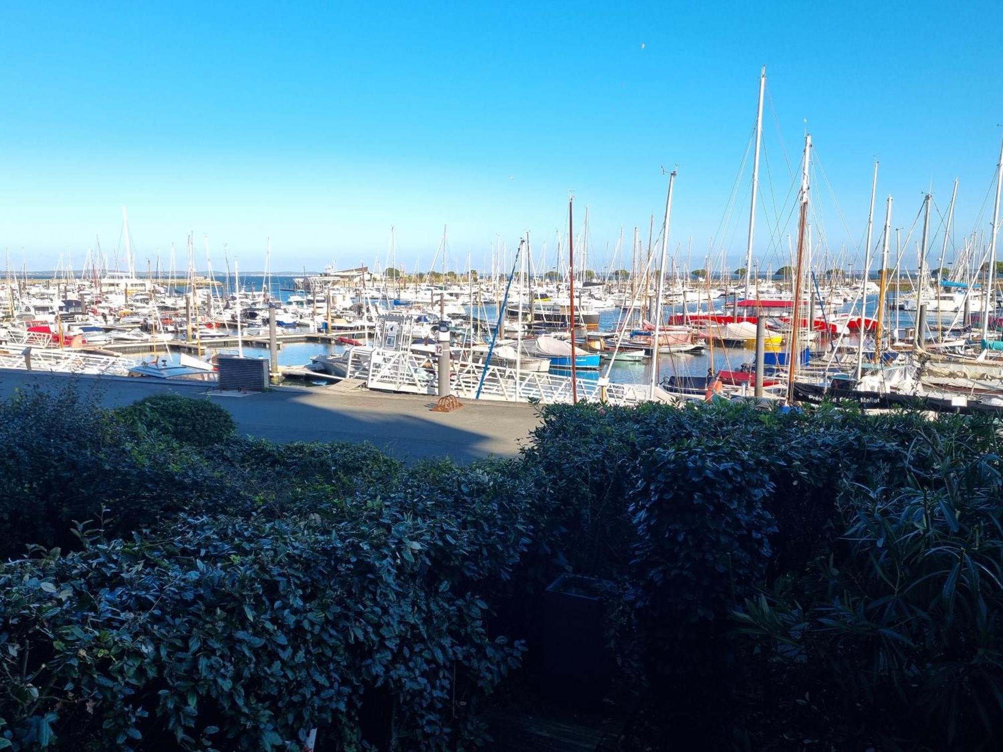 Apartment Face Au Port - Vue - Jardin - Wifi - Menage - 4 Pers Arcachon